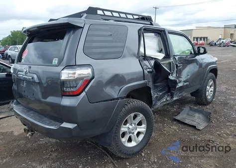 2019 Toyota 4Runner Sr5 z USA, uszkodzony, nr VIN JTEBU5JR6K5664313